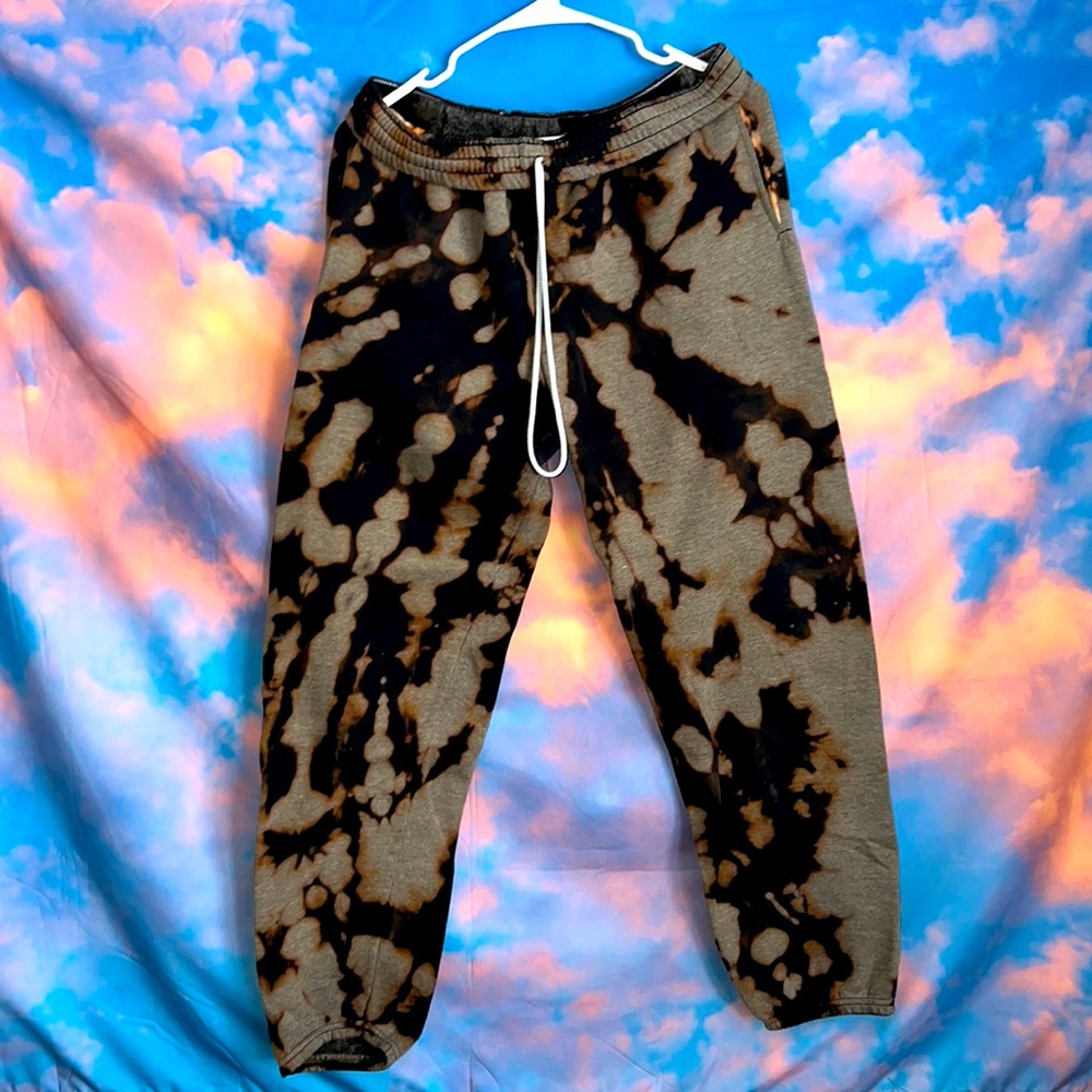 Bleach Dyed Sweats!